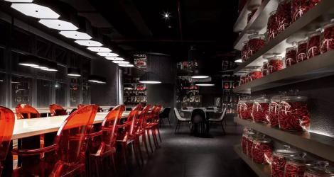 HKIRC醫(yī)療中心，把醫(yī)美中心變成了花園回