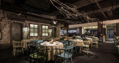 “隨物成器，巧在其中” 高品質(zhì)接待會所。