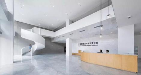 成都海倫天麓銷售中心，東方優(yōu)雅與現(xiàn)代融合的空間縮影！